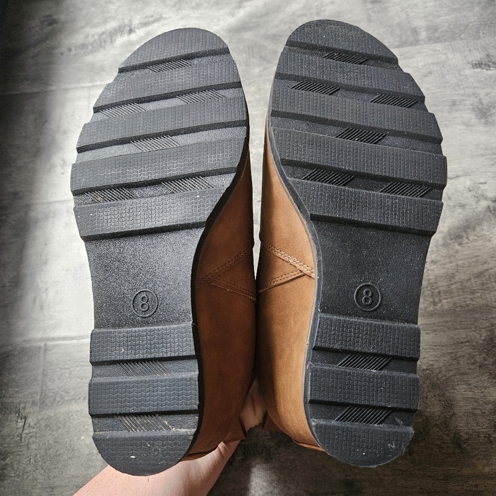 Universal Thread Congac Wedged Boots - Picture 8 of 9